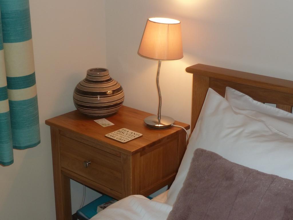 Little Orchard Apartment Yate Ruang foto